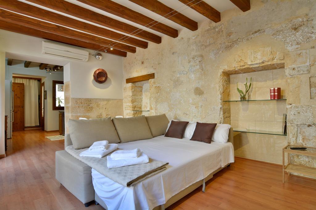 Ramon Llull House Hotel Palma de Mallorca Room photo