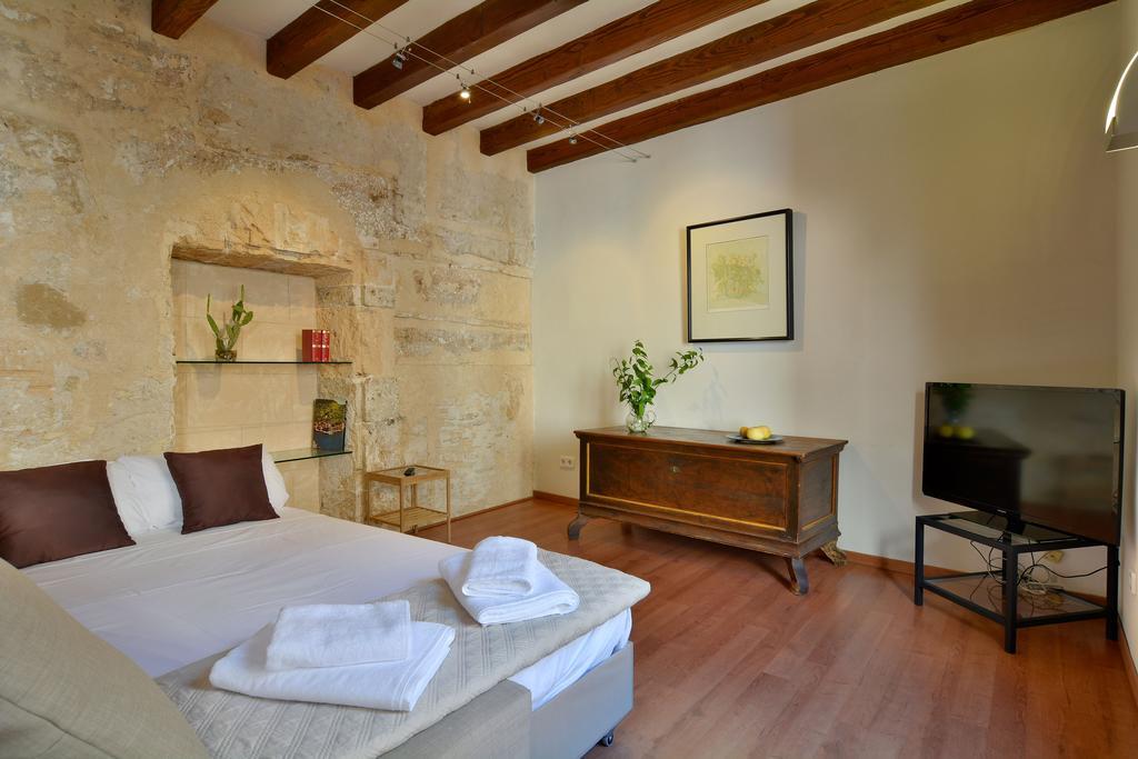 Ramon Llull House Hotel Palma de Mallorca Room photo